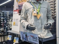-迪卡侬(越秀公园店)