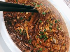 酸萝卜沙蒜豆面-临江宴(陆家嘴店)