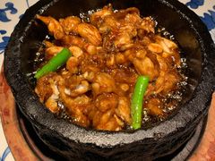 石锅杭椒牛蛙-桂满陇天书(南京德基旗舰店)