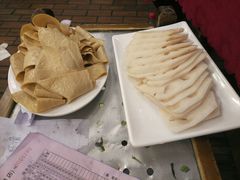 -山城年华老火锅(玉林店)