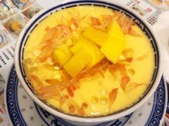 -广信牛奶甜品世家(台东店)