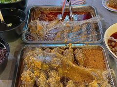 -爆炸头阿姨小四川正宗川味小吃(无任何分店)