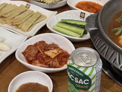-喇喇排骨火锅·传统韩式脊骨汤(望京西园总店)