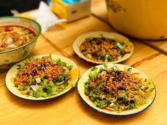 -拈签一笑黄牛肉辣卤串串