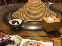 -滇香肴·云南菜蒸汽石锅鱼(云南北路店)