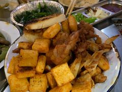 -马路牙子地桌烤肉(工体店)