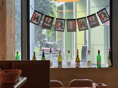 -mordew加州日记西餐&小酒馆(新天地店)