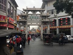 -胡荣泉