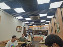 大堂-筋饼豆腐脑一绝