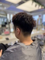 -镁连社·美联社