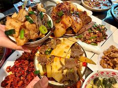 -小三峡食府(西五路店)