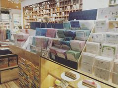 -猫的天空之城概念书店(印象城购物中心店)