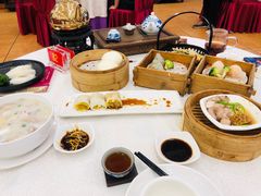 古法荔湾艇仔粥-龙的酒楼·手工早茶·顺德菜(近良路店)