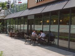 -星巴克(西藏路店)