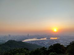 -紫金山山顶公园