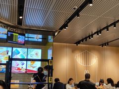 -麦当劳(徐汇漕溪北路百脑汇店)
