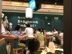 大堂-费大厨辣椒炒肉(万家丽一店)