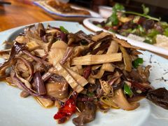 -小厨子私房菜·云南美食店