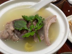 -广州中心皇冠假日酒店·百粤楼
