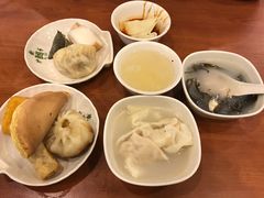 小吃十二件-龙抄手(春熙路总店)