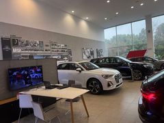 -上海永达奥诚奥迪4S店(申江路店)