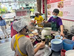 -榮泰米粉湯(Left Shop)