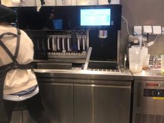 -奈雪的茶(市百一店)