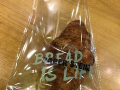 焦糖牛角酥-PAPER STONE BAKERY(天汇广场店)