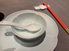 -左庭右院鲜牛肉火锅黑金店(陆家嘴中心店)