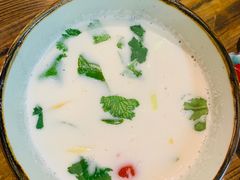 椰汁鸡汤-Hi YOU你的饭局泰餐厅(雍和宫店)