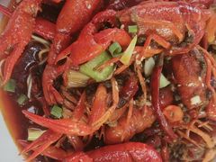 -老街烧烤大排档·地道湖北菜·龙虾馆(汉口火车站店)