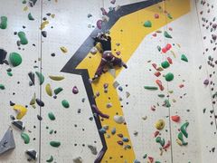 -问山MountQuest攀岩馆