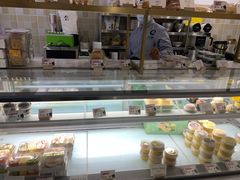 面包甜点陈列柜-欢牛蛋糕屋(萧山万象汇店)
