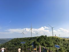-龙里油画大草原旅游区