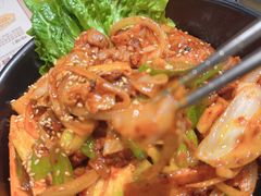 香辣炒猪肉-本家韩国烤肉(青岛万象城店)
