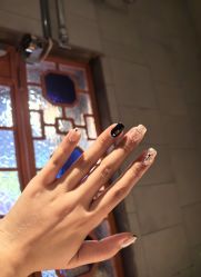 -荷茉里美甲美睫