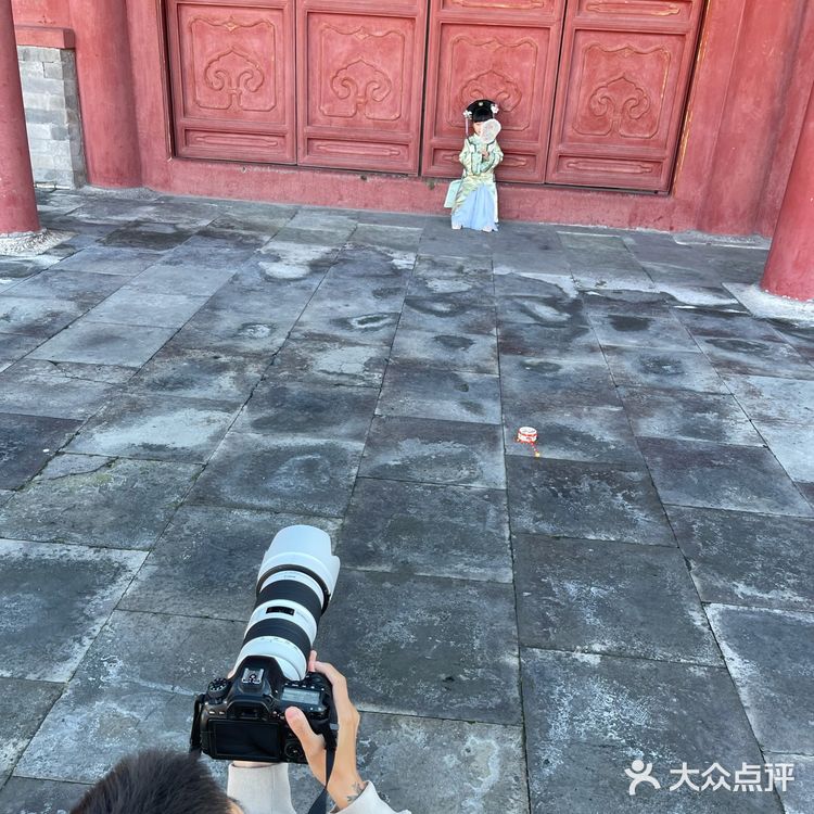 小格格打卡北京故宫[加油]