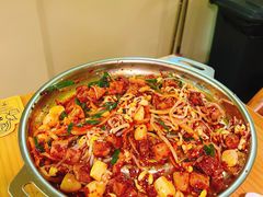 火辣肥肠-恩你小木屋·韩式料理(假日广场店)
