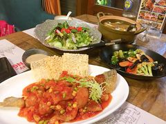 -囧人粗品·泰国街市料理(霖峰店)