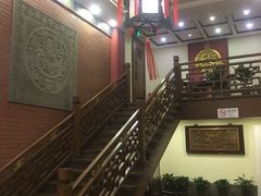 -梅龙镇酒家(南京西路总店)