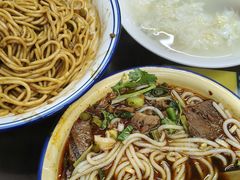 -李记热干面· 襄阳牛肉面