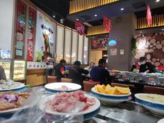 大堂-钱小主·自助回旋烤肉火锅餐厅(东方新天地店)