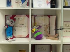 -瑞思少儿中心·少儿英语素养启蒙(勒泰直营校区)