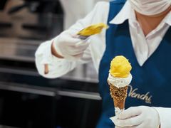 -VENCHI 闻绮(上海佛罗伦萨小镇店)