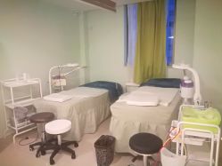 -苗方清颜·祛痘皮肤管理