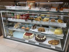 面包甜点陈列柜-Peet's Coffee皮爷咖啡(上海长风大悦城店)