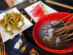 -何师烧烤·香辣蟹·川菜·30年老品牌(太古里旗舰店)