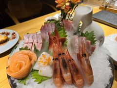 -花和海鲜自助(梅江店)