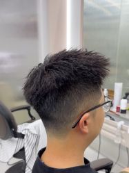 -尤司男士国潮理发馆