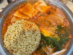 -富乐满 炸鸡&韩国料理 불로만(虹泉路店)